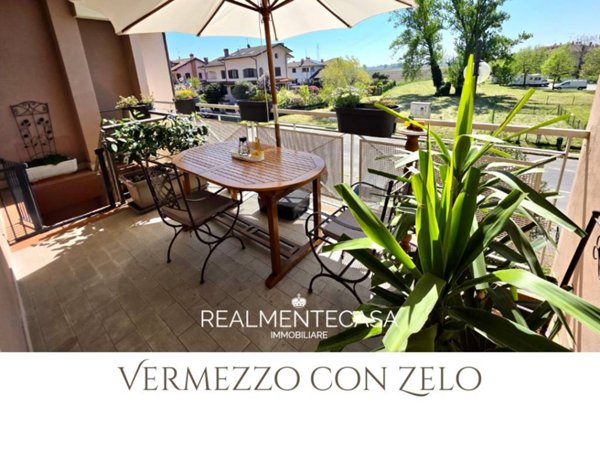 casa indipendente in vendita a Vermezzo con Zelo