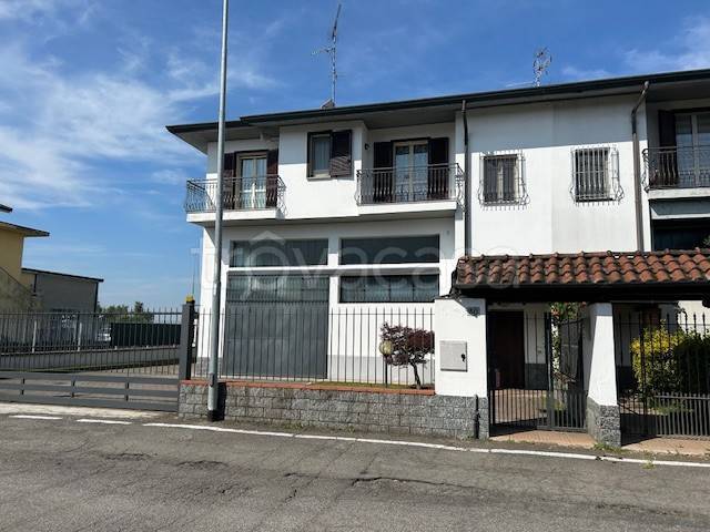 casa indipendente in vendita a Vermezzo con Zelo