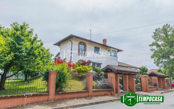 casa indipendente in vendita a Vermezzo con Zelo
