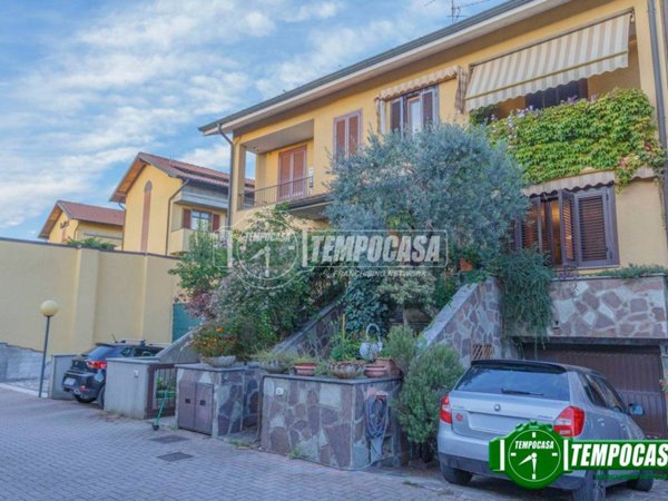 casa indipendente in vendita a Vermezzo con Zelo