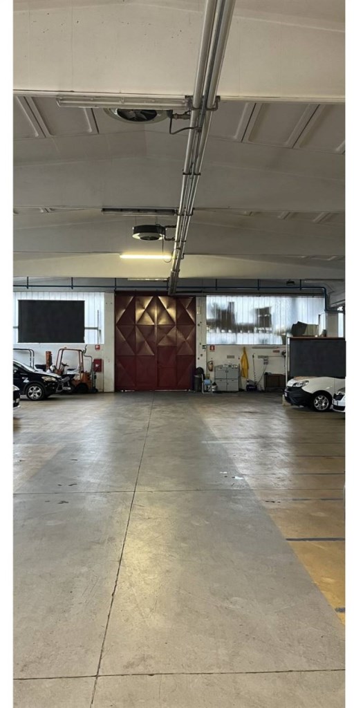 locale commerciale in vendita a Vermezzo con Zelo in zona Vermezzo