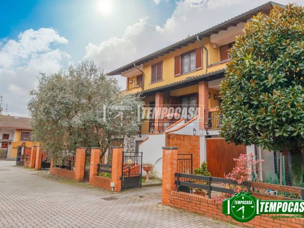 casa indipendente in vendita a Vermezzo con Zelo