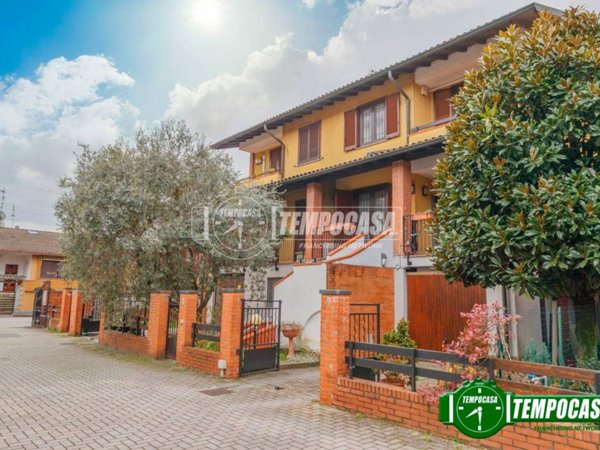 casa indipendente in vendita a Vermezzo con Zelo