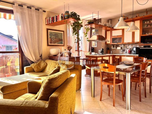 appartamento in vendita a Vermezzo con Zelo in zona Vermezzo