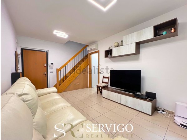 appartamento in vendita a Vermezzo con Zelo in zona Zelo Surrigone