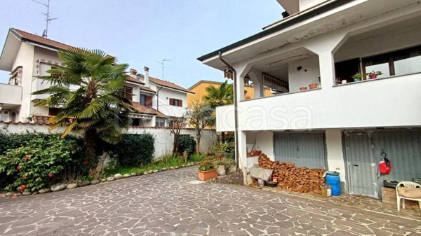 casa indipendente in vendita a Vermezzo con Zelo