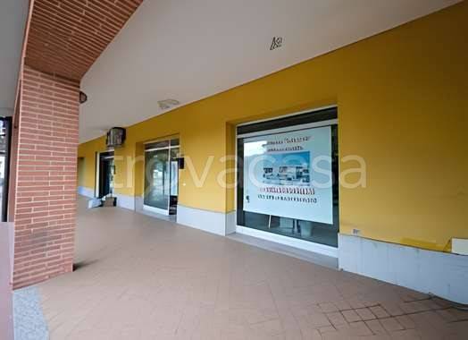 negozio in vendita a Vermezzo con Zelo