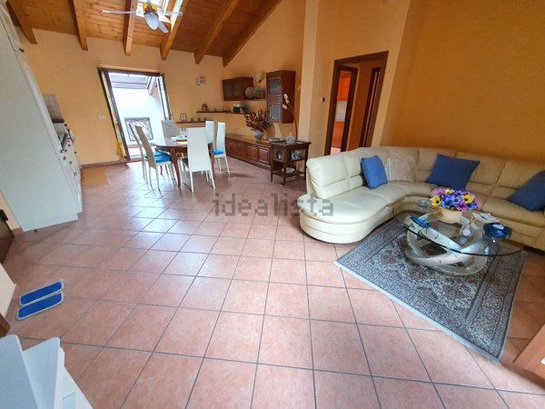 appartamento in vendita a Vermezzo con Zelo in zona Vermezzo