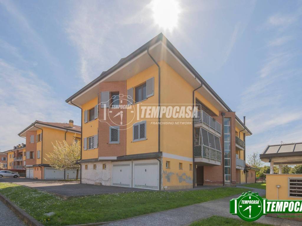 appartamento in vendita a Vermezzo con Zelo