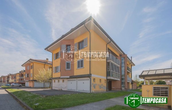 appartamento in vendita a Vermezzo con Zelo