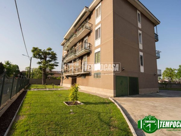 appartamento in vendita a Vermezzo con Zelo in zona Vermezzo