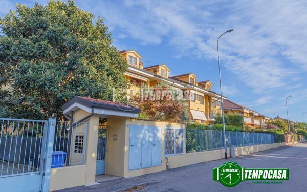 appartamento in vendita a Vermezzo con Zelo in zona Vermezzo