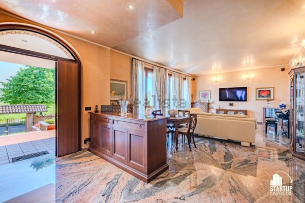 casa indipendente in vendita a Vermezzo con Zelo