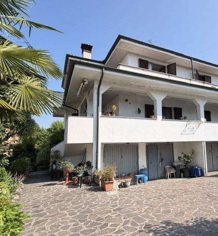 casa indipendente in vendita a Vermezzo con Zelo in zona Vermezzo