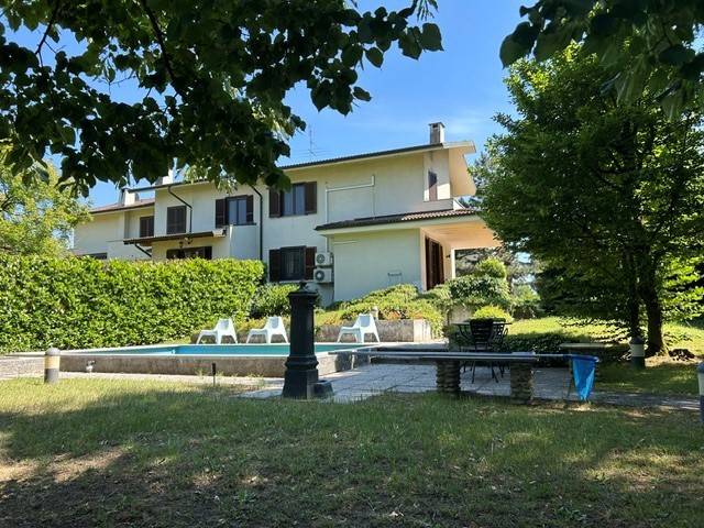 casa indipendente in vendita a Vermezzo con Zelo in zona Vermezzo
