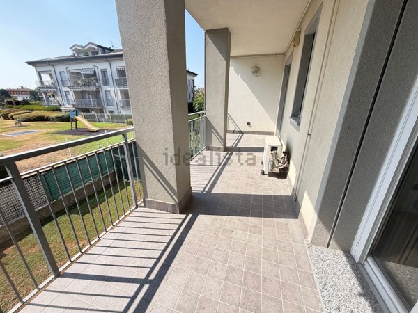 appartamento in vendita a Vermezzo con Zelo in zona Zelo Surrigone