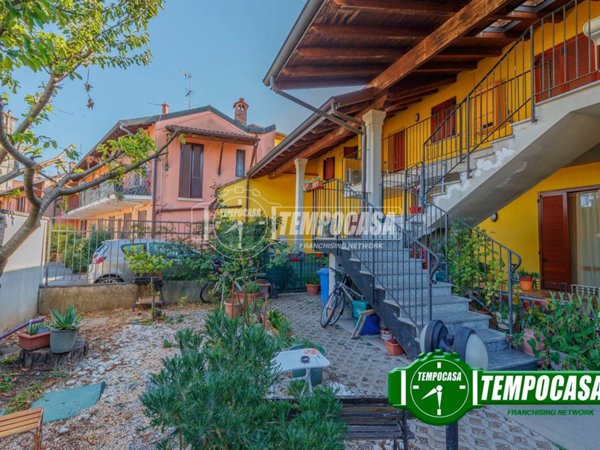 appartamento in vendita a Vermezzo con Zelo in zona Vermezzo