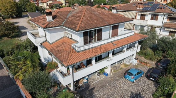 casa indipendente in vendita a Vermezzo con Zelo