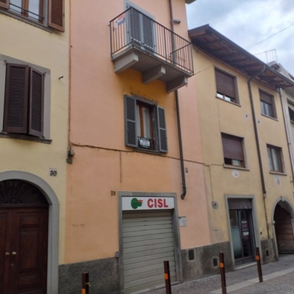 ufficio in vendita ad Adrara San Martino
