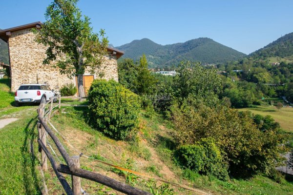 appartamento in vendita ad Adrara San Martino