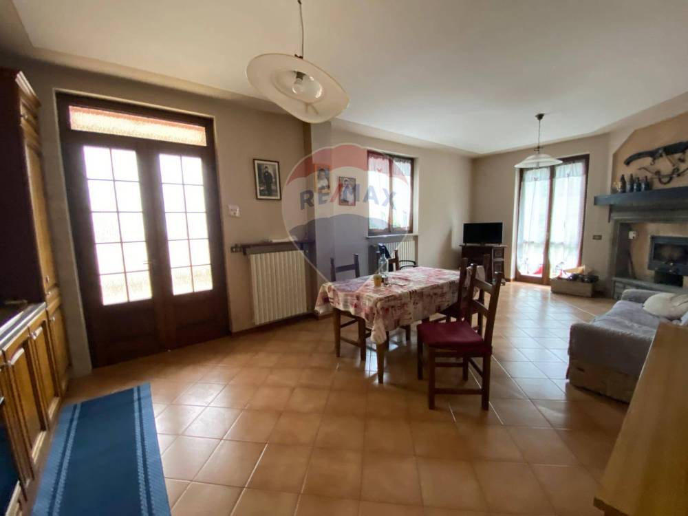 appartamento in vendita ad Adrara San Martino