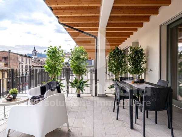 appartamento in vendita ad Adrara San Martino