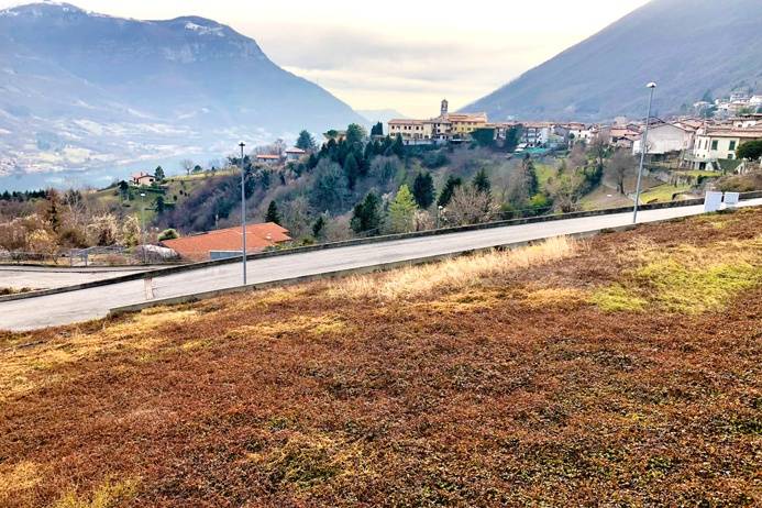 terreno edificabile in vendita ad Adrara San Martino
