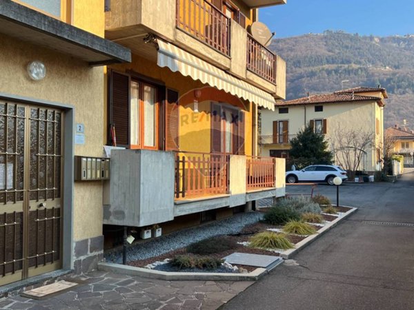 appartamento in vendita ad Adrara San Martino