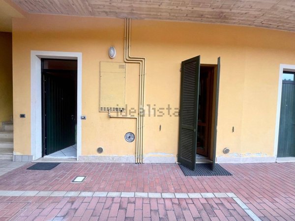 appartamento in vendita ad Adrara San Martino