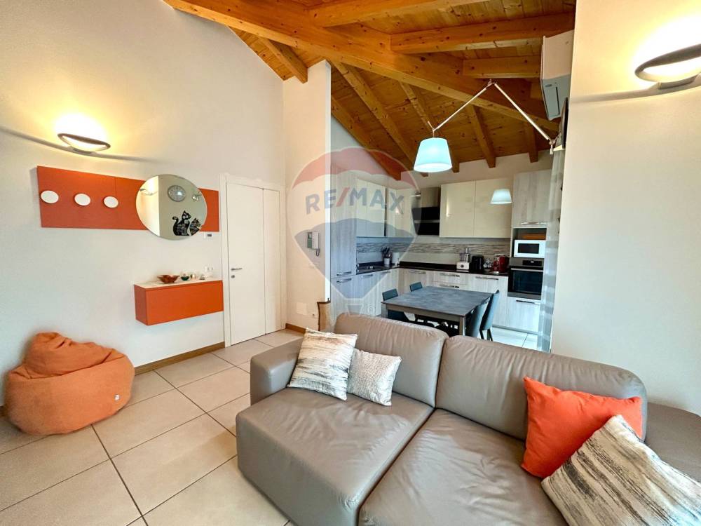 appartamento in vendita ad Adrara San Martino