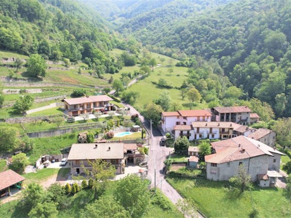 appartamento in vendita ad Adrara San Martino