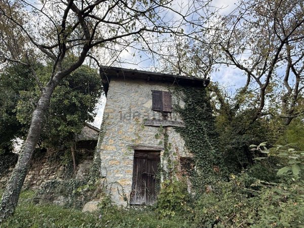 appartamento in vendita ad Adrara San Martino