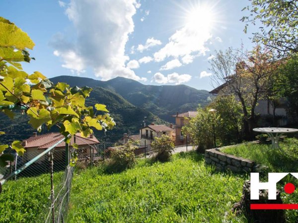 appartamento in vendita ad Adrara San Martino