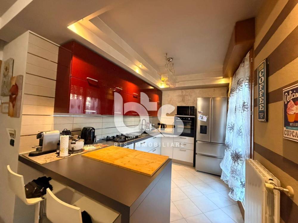 appartamento in vendita ad Adrara San Martino