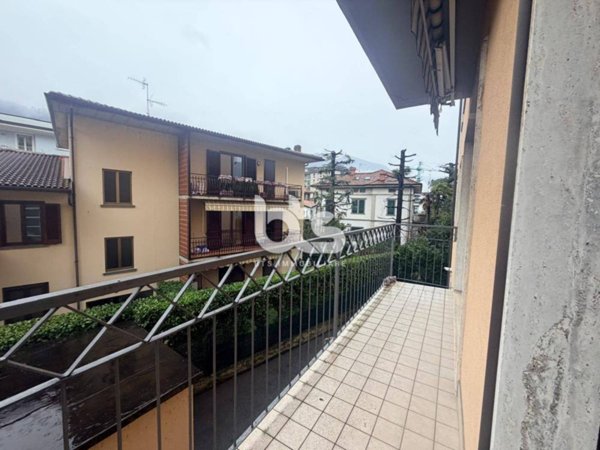 appartamento in vendita ad Adrara San Martino