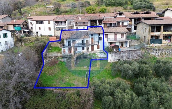 appartamento in vendita ad Adrara San Martino