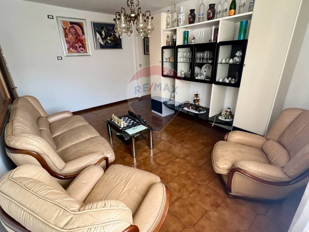 appartamento in vendita ad Adrara San Martino