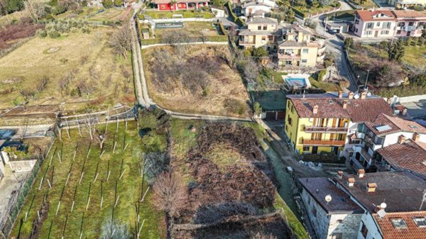 casa indipendente in vendita ad Adrara San Martino