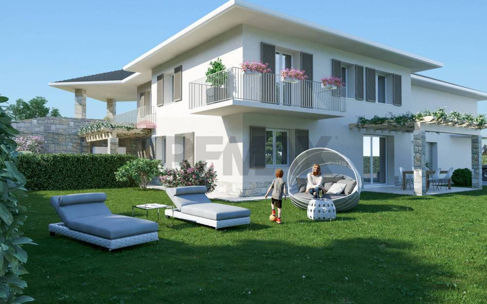 casa indipendente in vendita ad Adrara San Martino