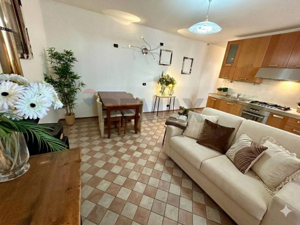 appartamento in vendita ad Adrara San Martino