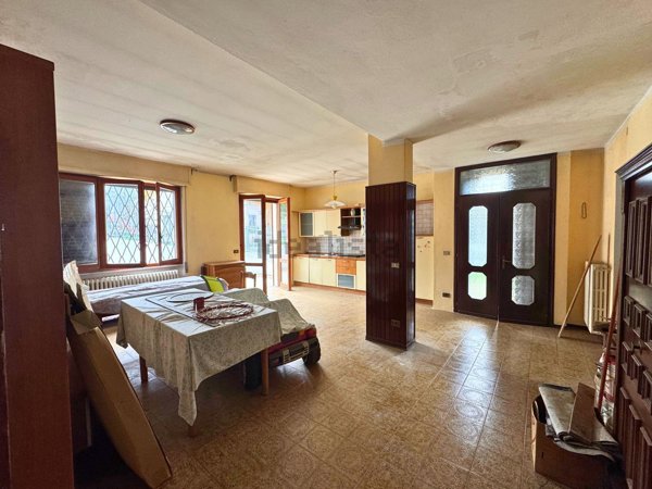 appartamento in vendita ad Adrara San Martino