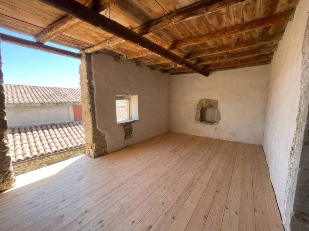 casa indipendente in vendita ad Adrara San Martino