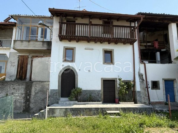 casa indipendente in vendita ad Adrara San Martino