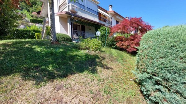 appartamento in vendita ad Adrara San Martino