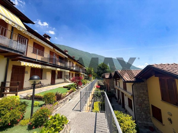 appartamento in vendita ad Adrara San Martino