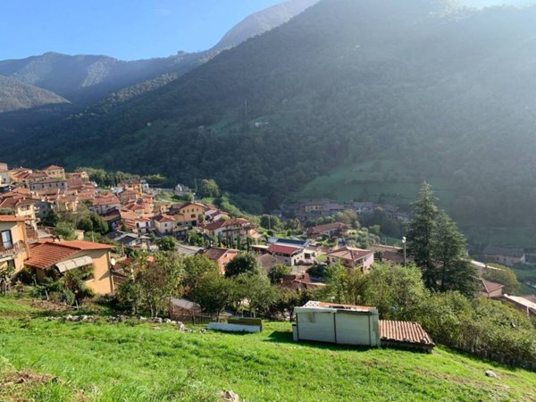 casale in vendita ad Adrara San Martino