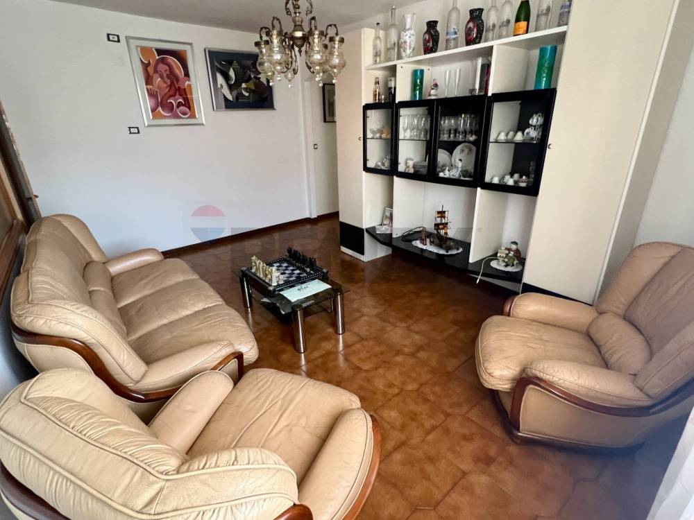 appartamento in vendita ad Adrara San Martino