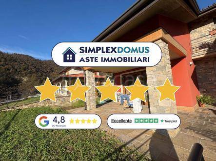 casa indipendente in vendita ad Adrara San Martino
