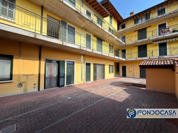 appartamento in vendita ad Adrara San Martino