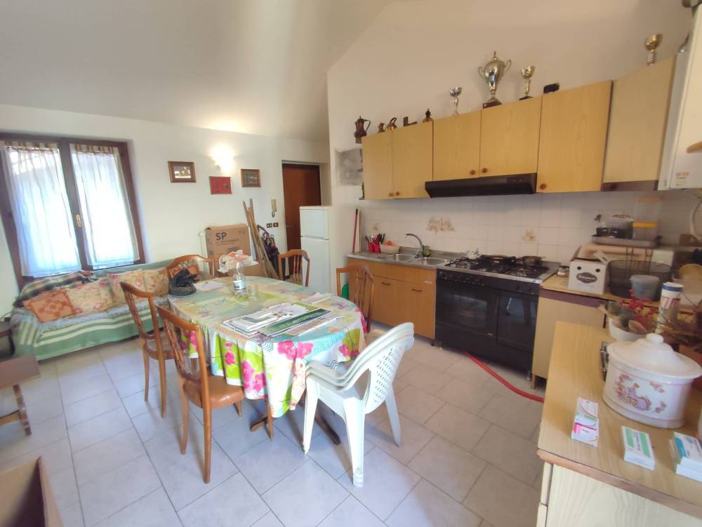appartamento in vendita ad Adrara San Rocco
